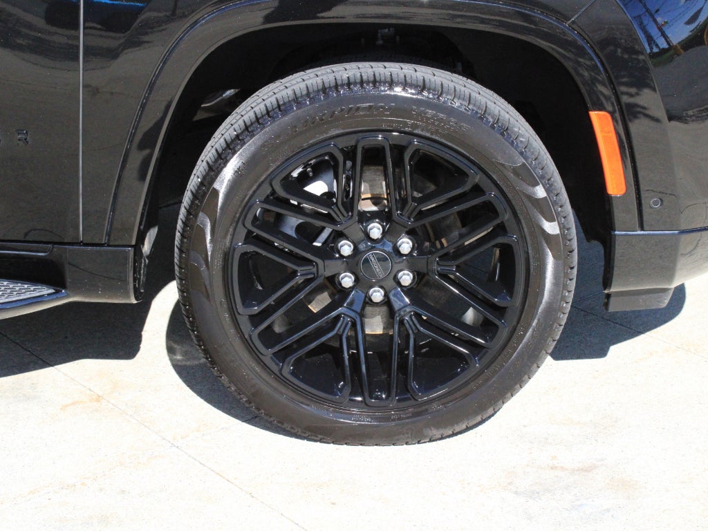 2025 Jeep Wagoneer Series II Carbide