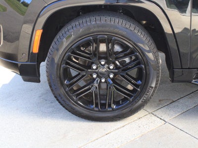 2025 Jeep Wagoneer Series II Carbide