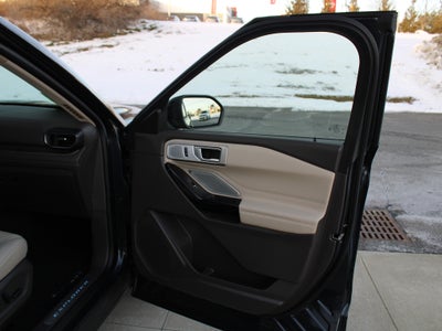 2023 Ford Explorer Platinum