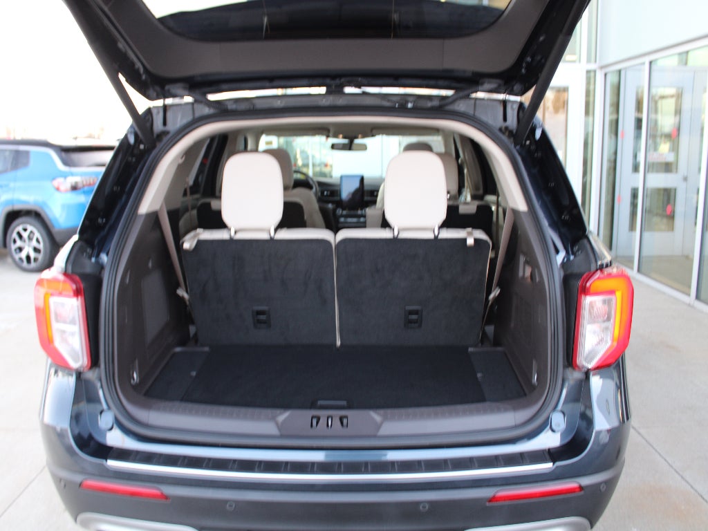 2023 Ford Explorer Platinum