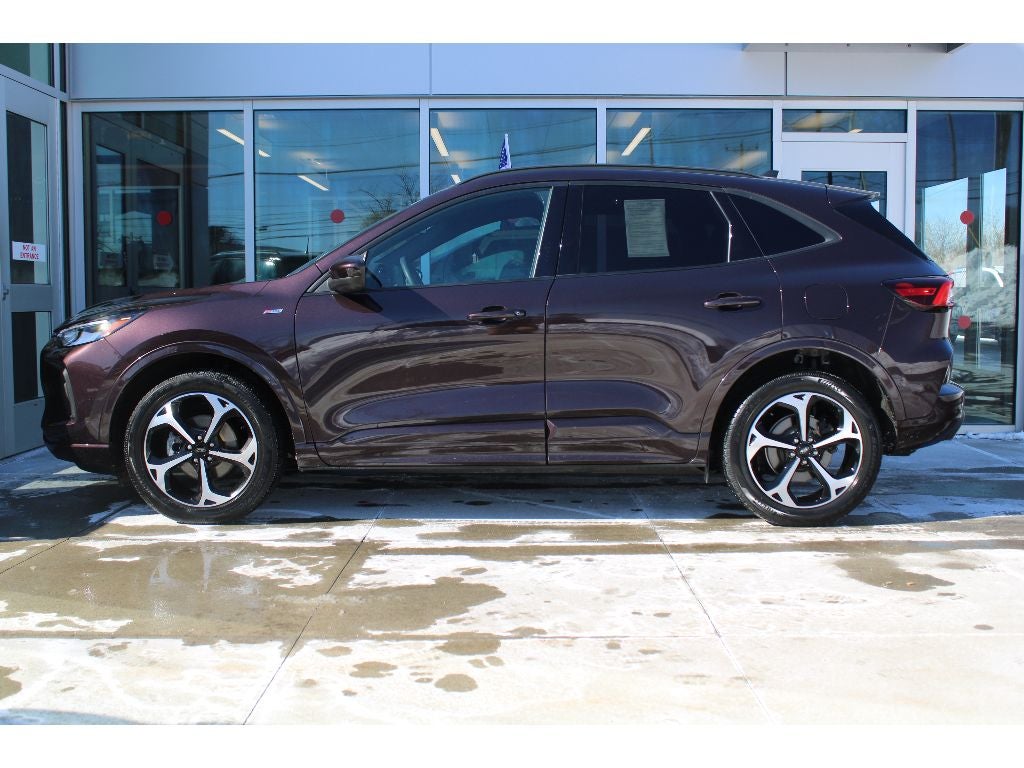 2023 Ford Escape ST-Line Select