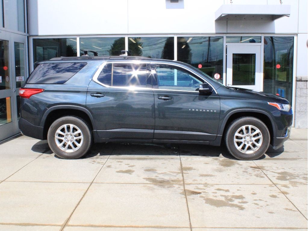2020 Chevrolet Traverse LT Cloth