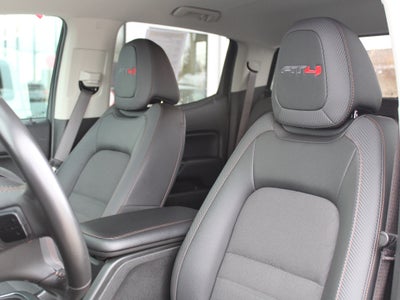 2022 GMC Canyon 4WD AT4 w/Cloth