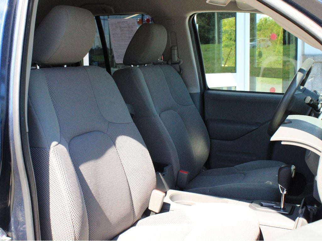 2021 Nissan Frontier SV