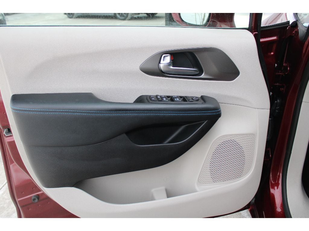 2021 Chrysler Pacifica Touring