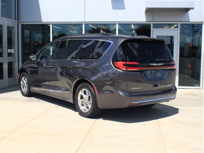 2022 Chrysler Pacifica Limited