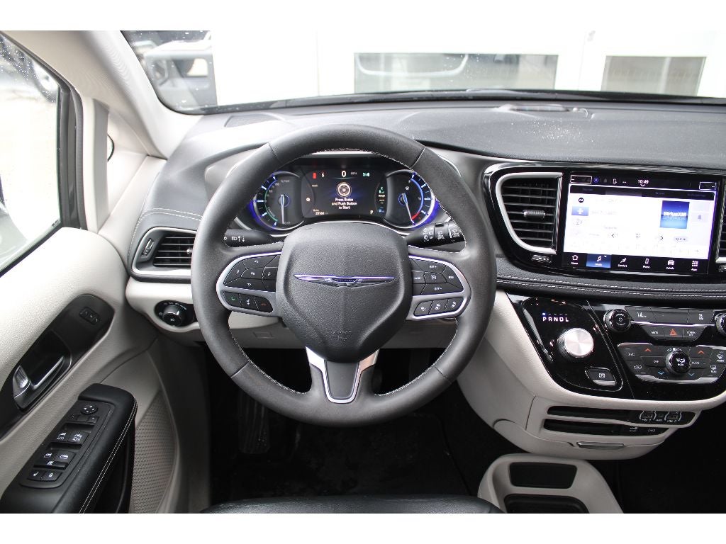 2022 Chrysler Pacifica Hybrid Hybrid Touring L
