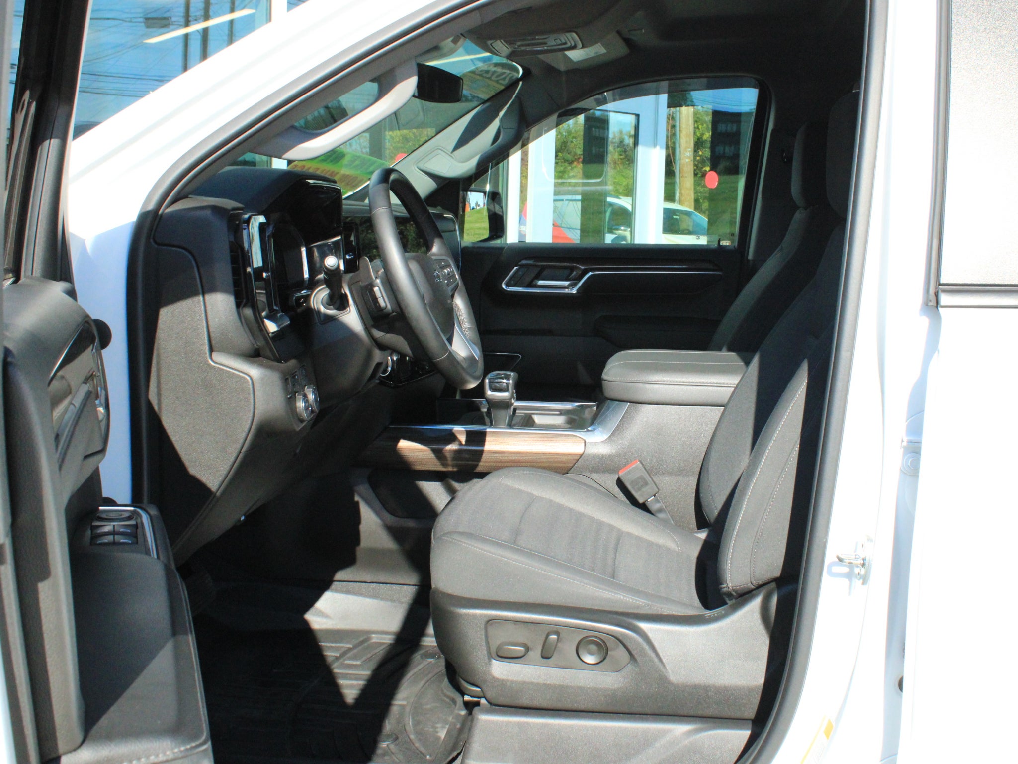 2023 Chevrolet Silverado RST