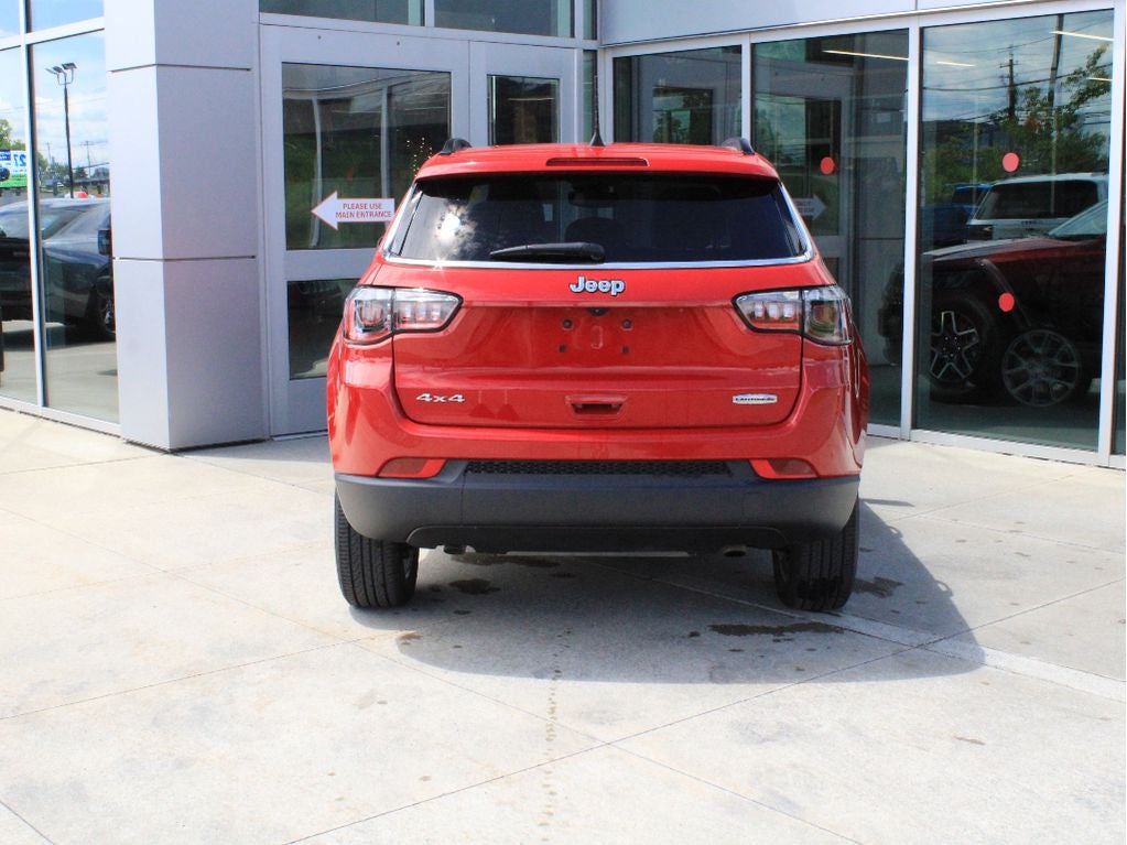2023 Jeep Compass Latitude Lux