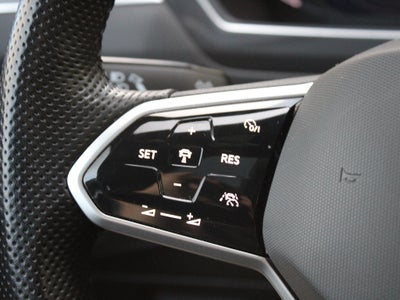 2023 Volkswagen Tiguan SEL R-Line