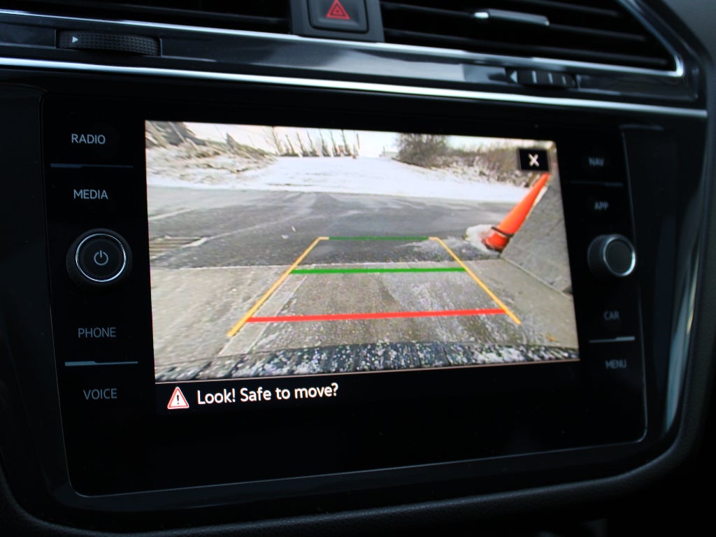 2023 Volkswagen Tiguan SEL R-Line