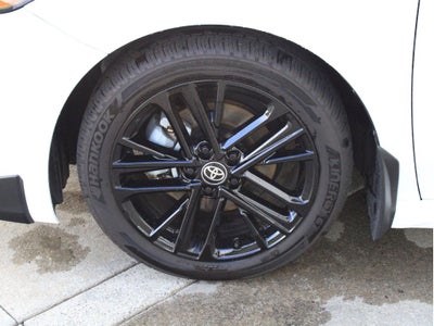 2025 Toyota Camry Hybrid SE