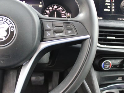 2019 Alfa Romeo Stelvio Base