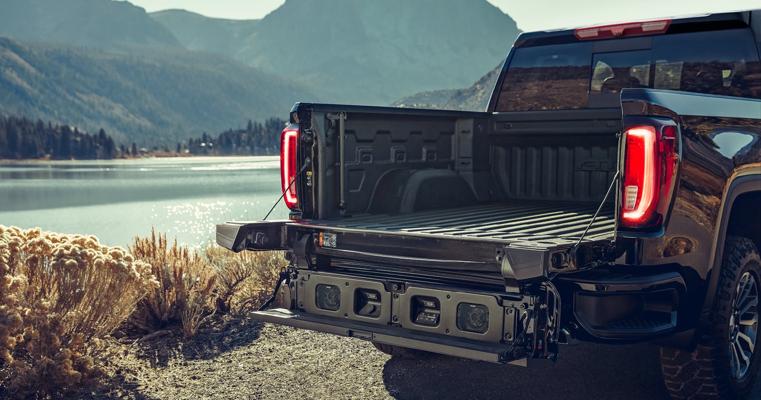 2022 GMC Sierra 1500 truck with MultiPro tailgate